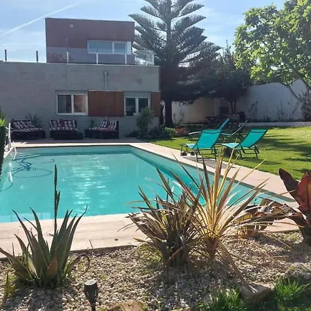 Playa Y Piscina Villa